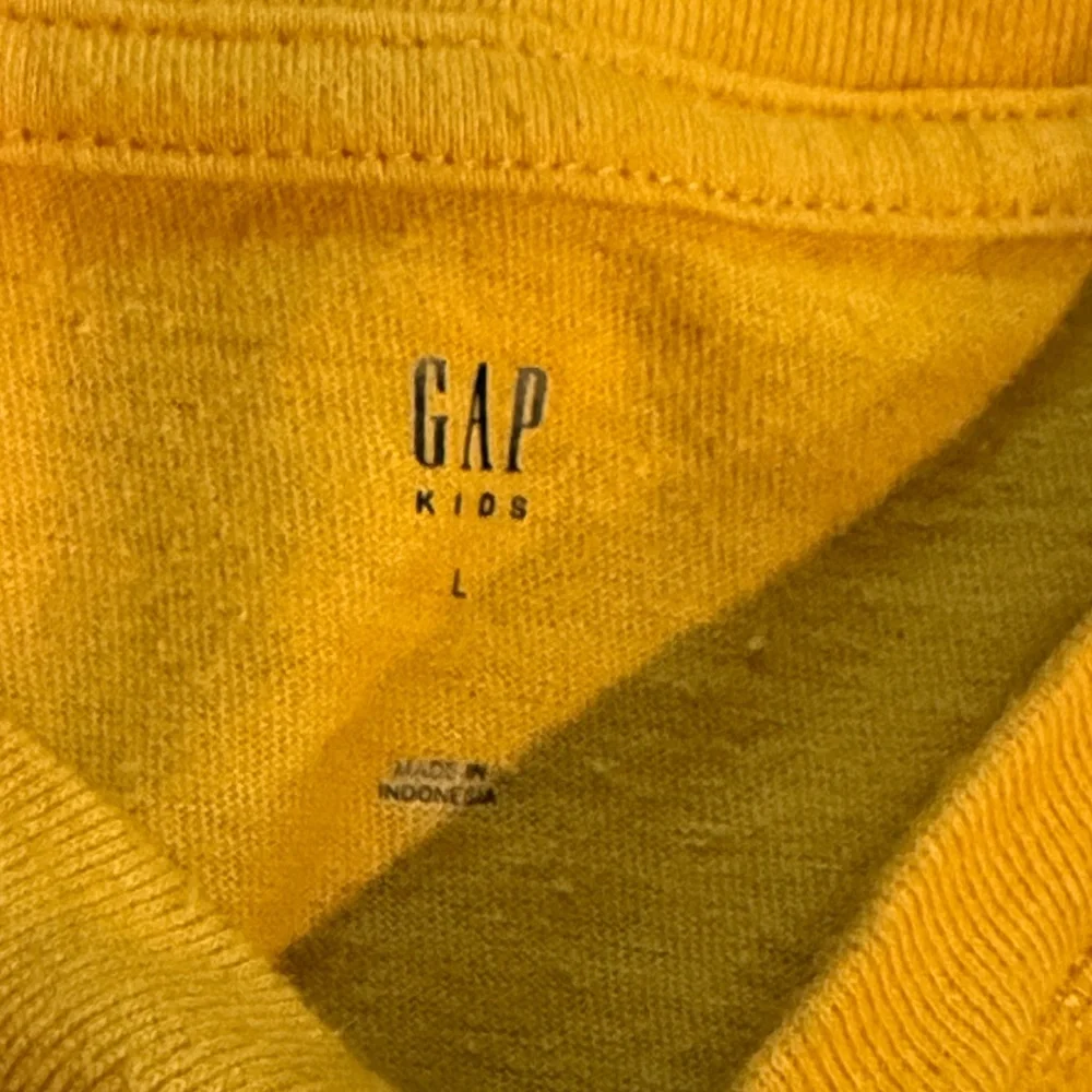EUC GAP Kids Henley Shirt, sz L